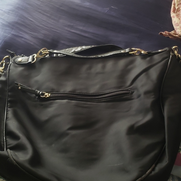 Olivia & Joy Crossbody Bag - Picture 11 of 12